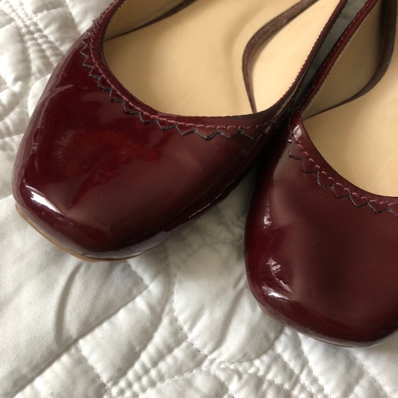 KATE SPADE BURGUNDY PATENT LEATHER FLATS NEVER WORN - Picture 11 of 11